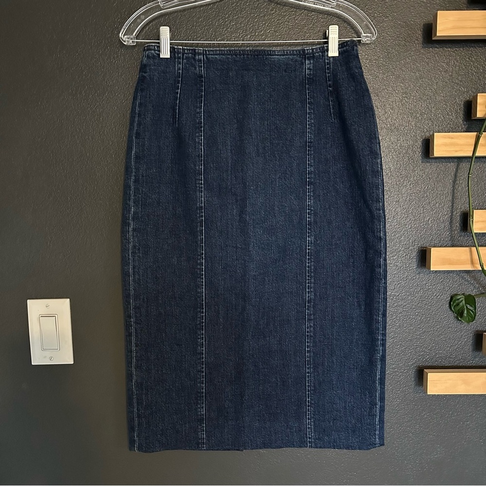 Dark Denim Straight Pencil midi Skirt With stretch.